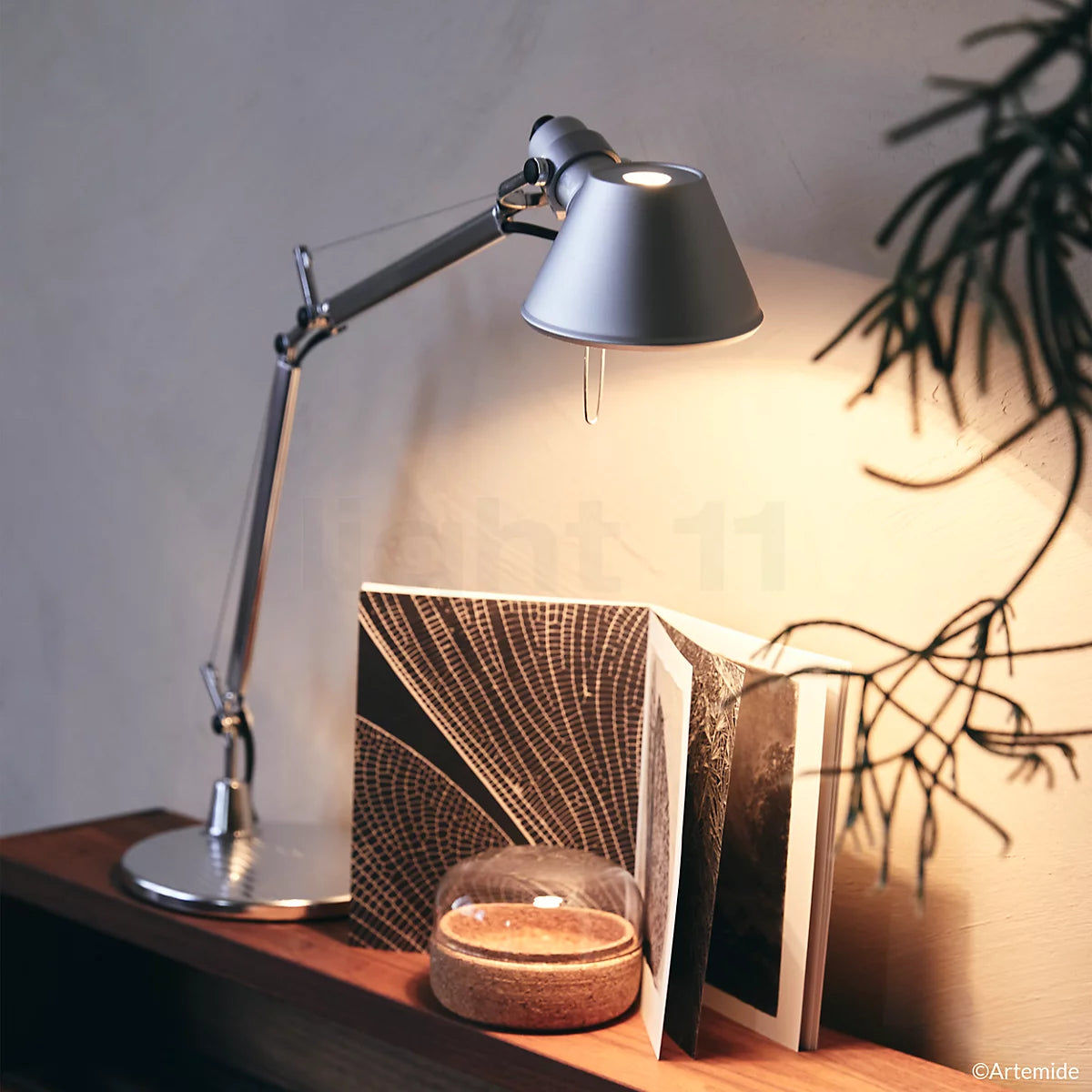 tolomeo micro LED table