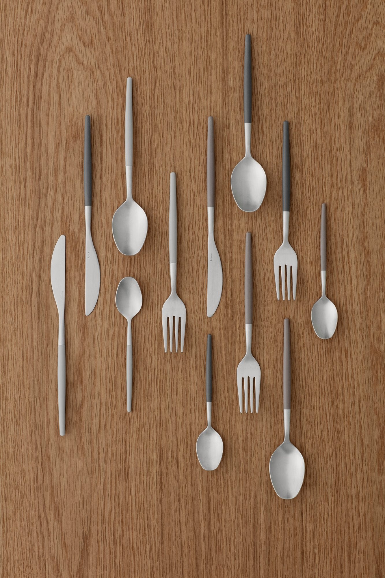 Maxime Flatware 16 pc