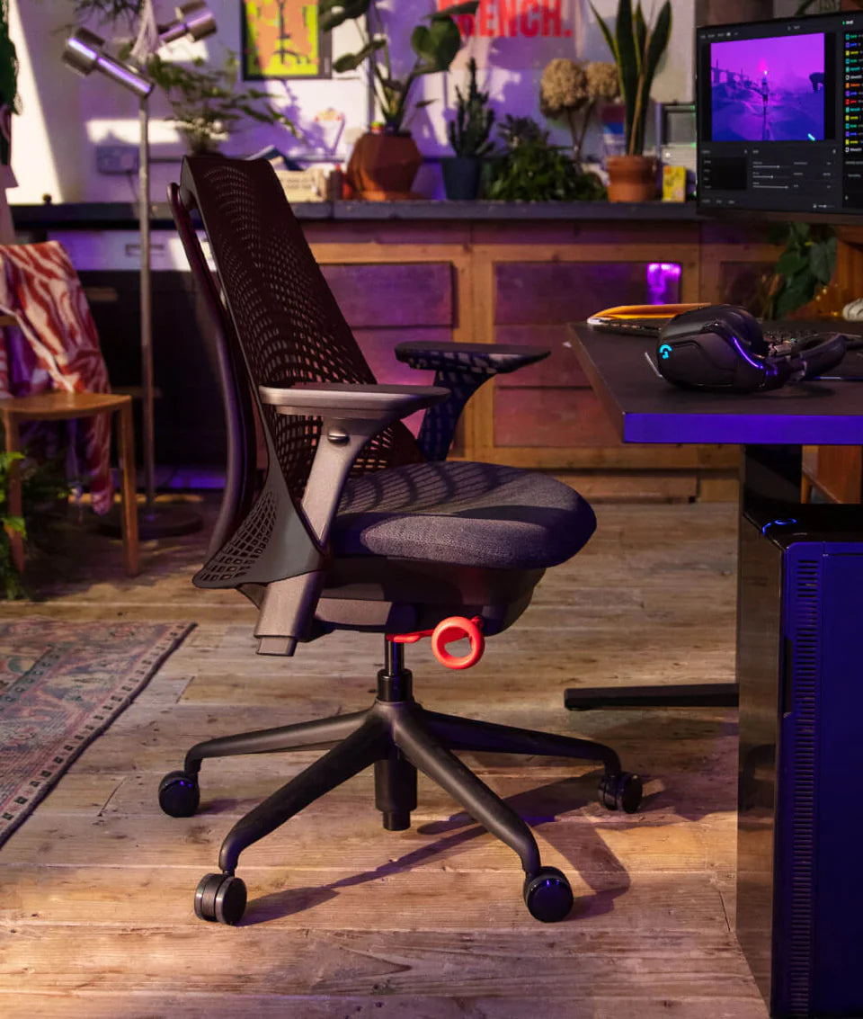 Herman Miller Sayl® Gaming Chair Black/Red