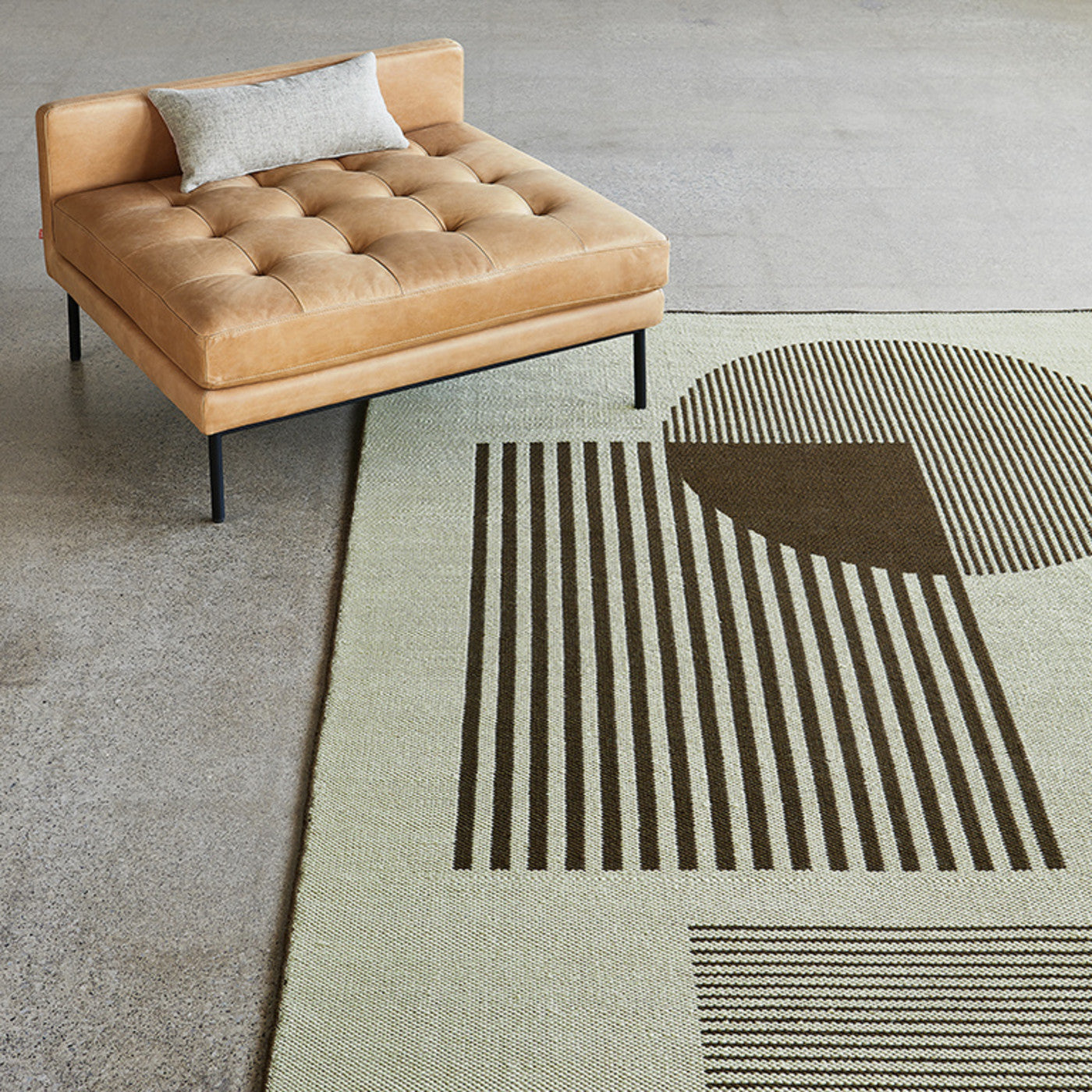 Construct Reversible Indoor-Outdoor