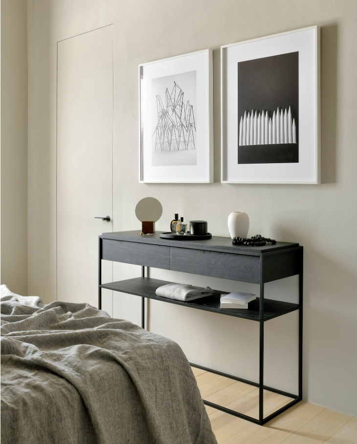 Monolit console