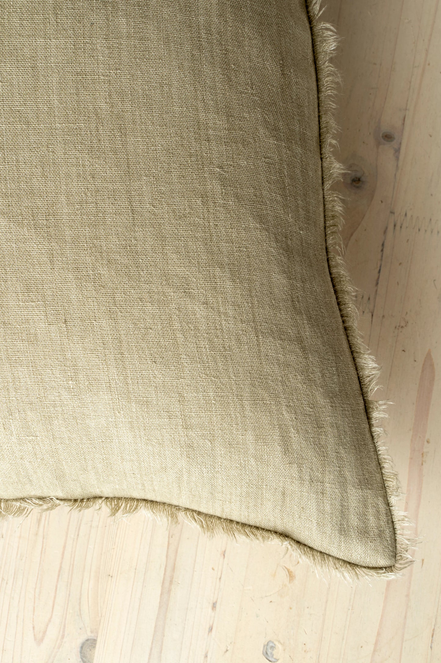 Lina Linen Celery Root