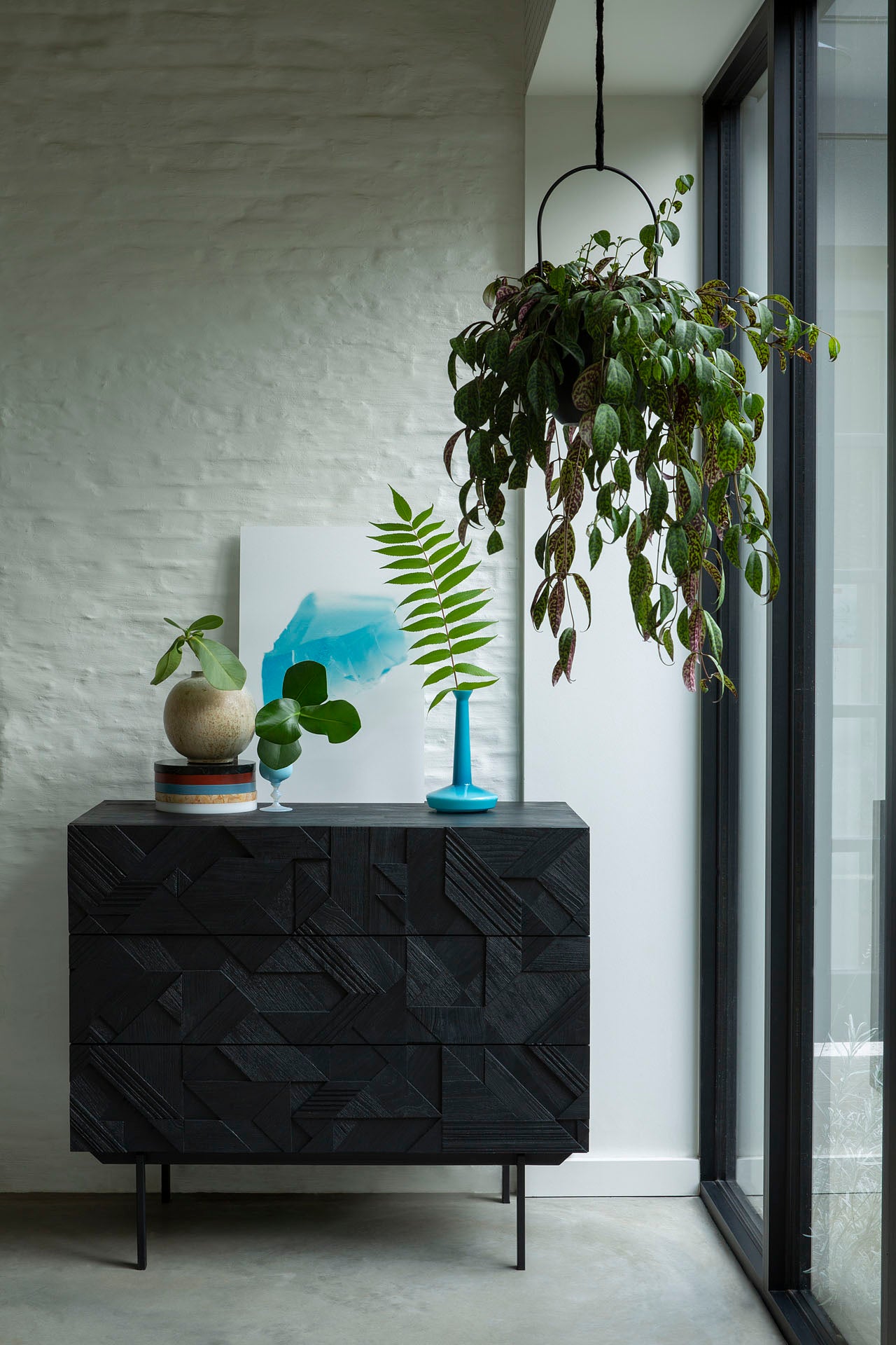 Graphic Teak black Dresser