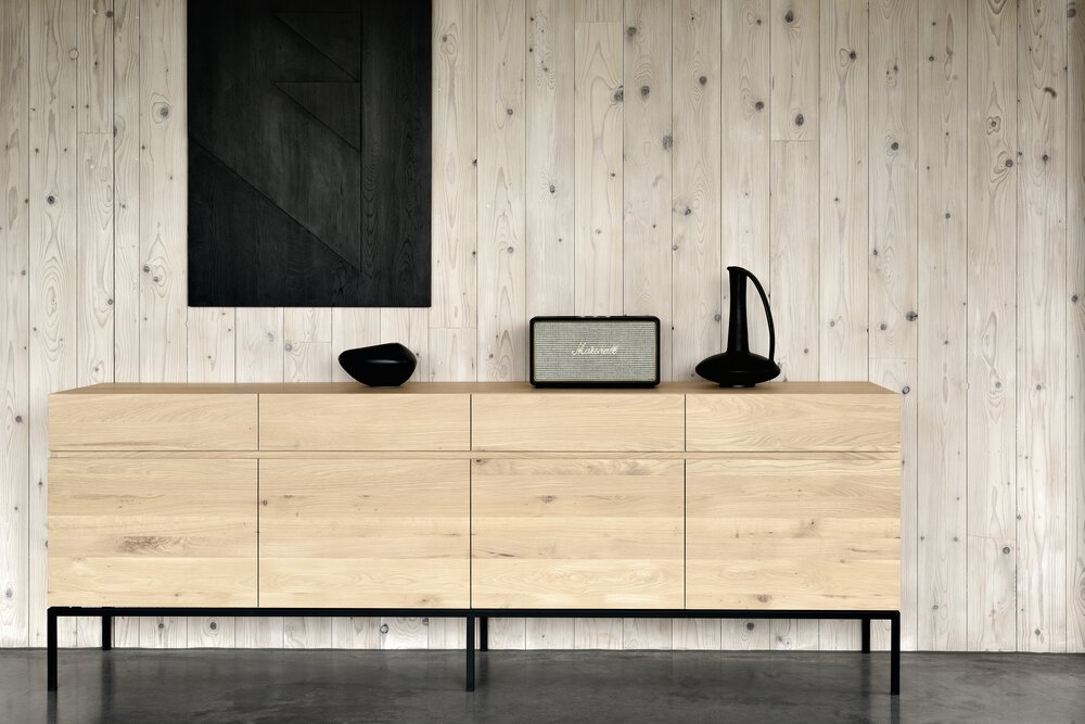 Ligna Oak sideboard