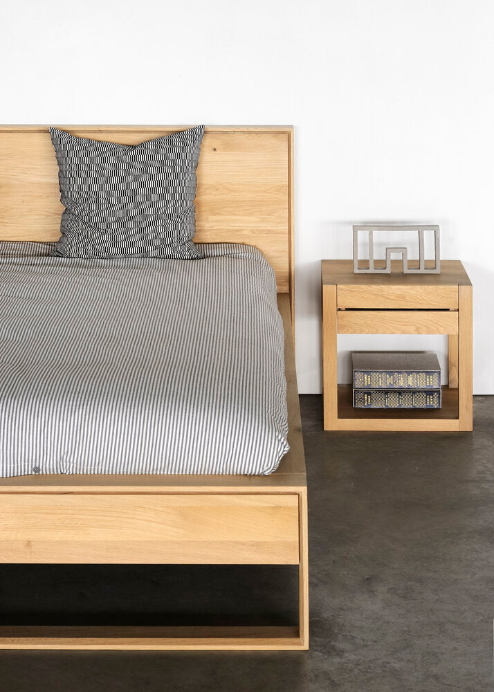 Azur Oak Bedside table