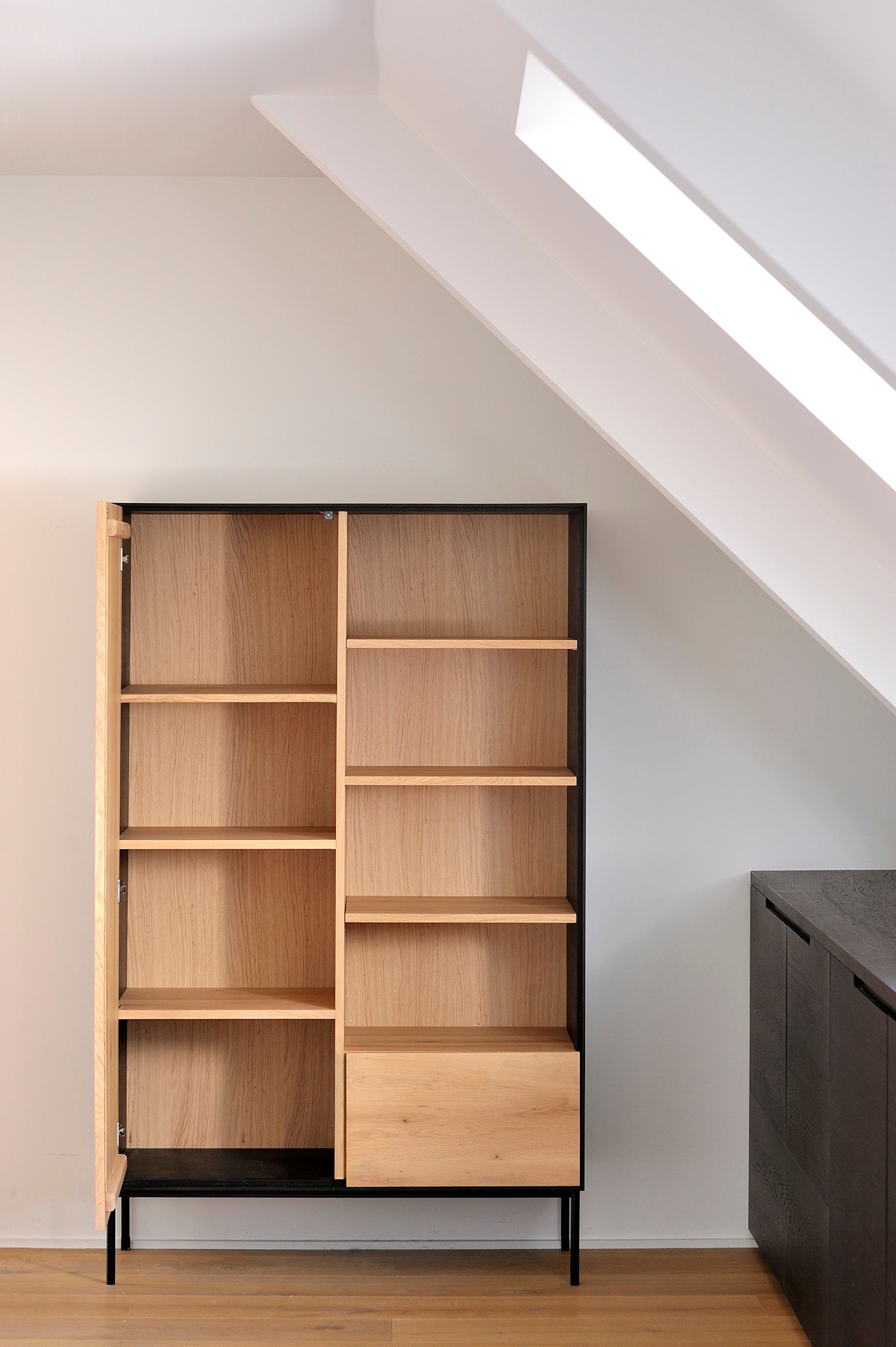 Blackbird Oak Storage Cupboard