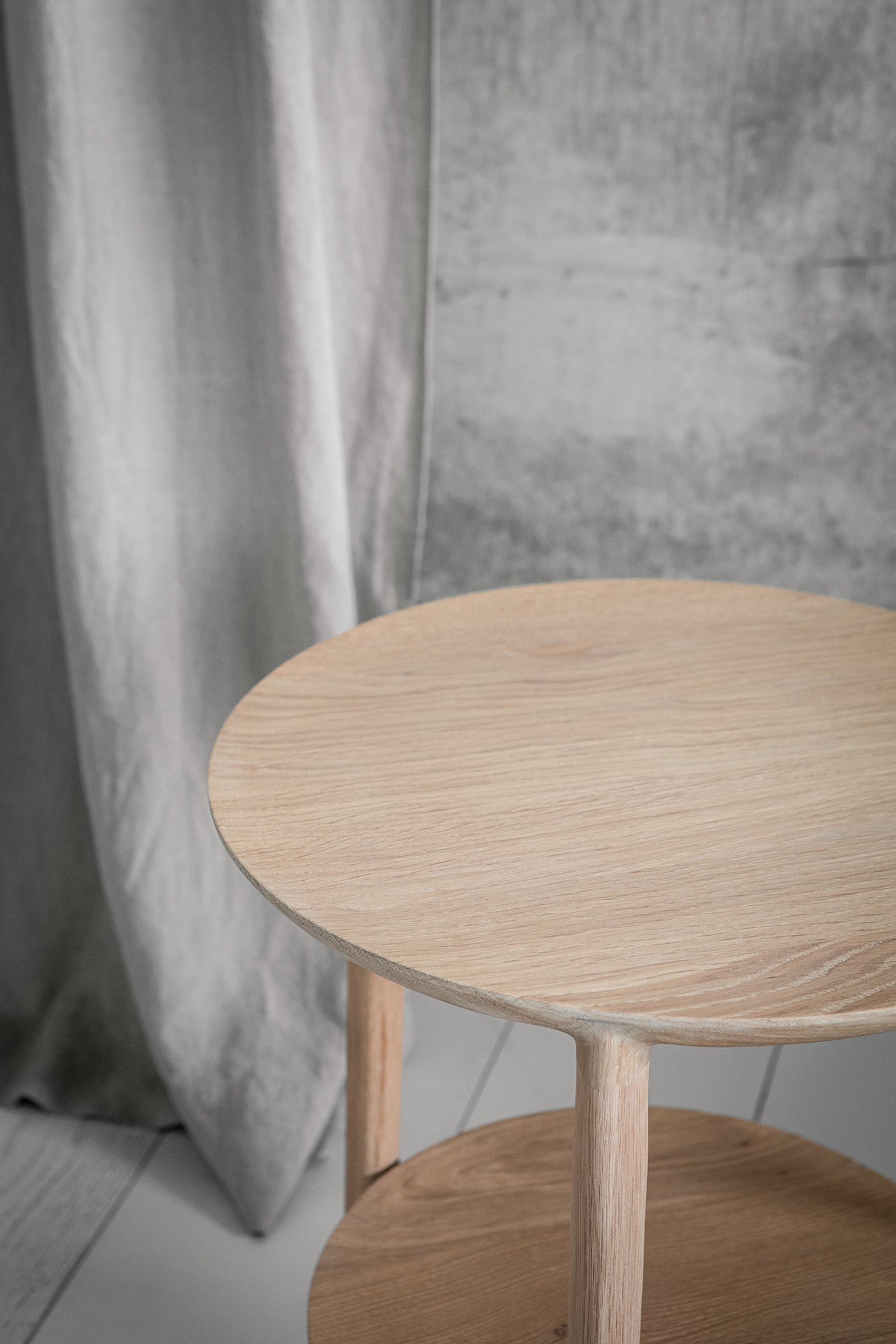 Bok Oak side table