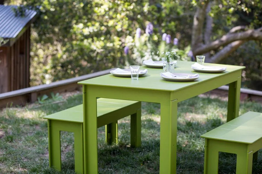 Lollygagger Picnic Table