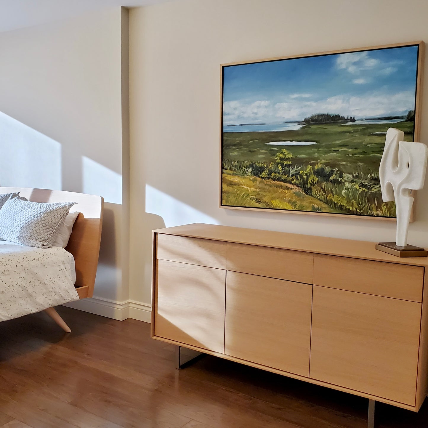 Zenia bed
