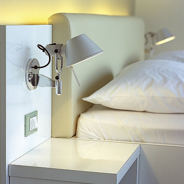 Tolomeo wall spot