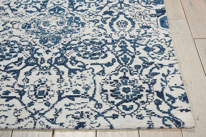 Damask Ivory/Navy