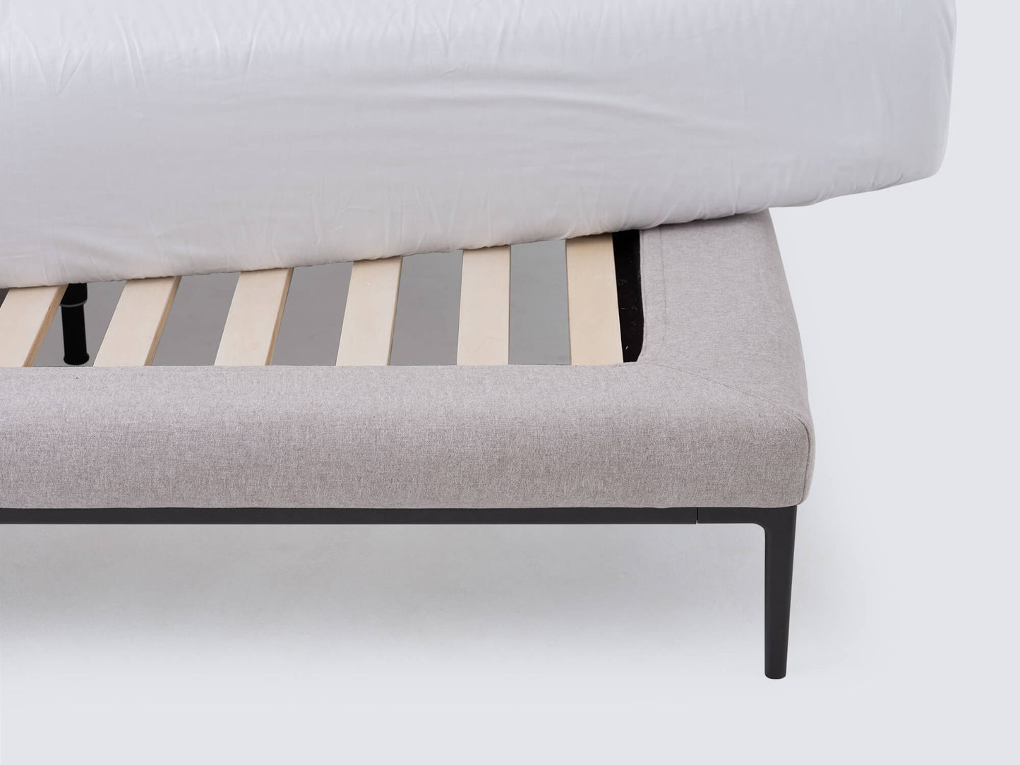 Oma Bed