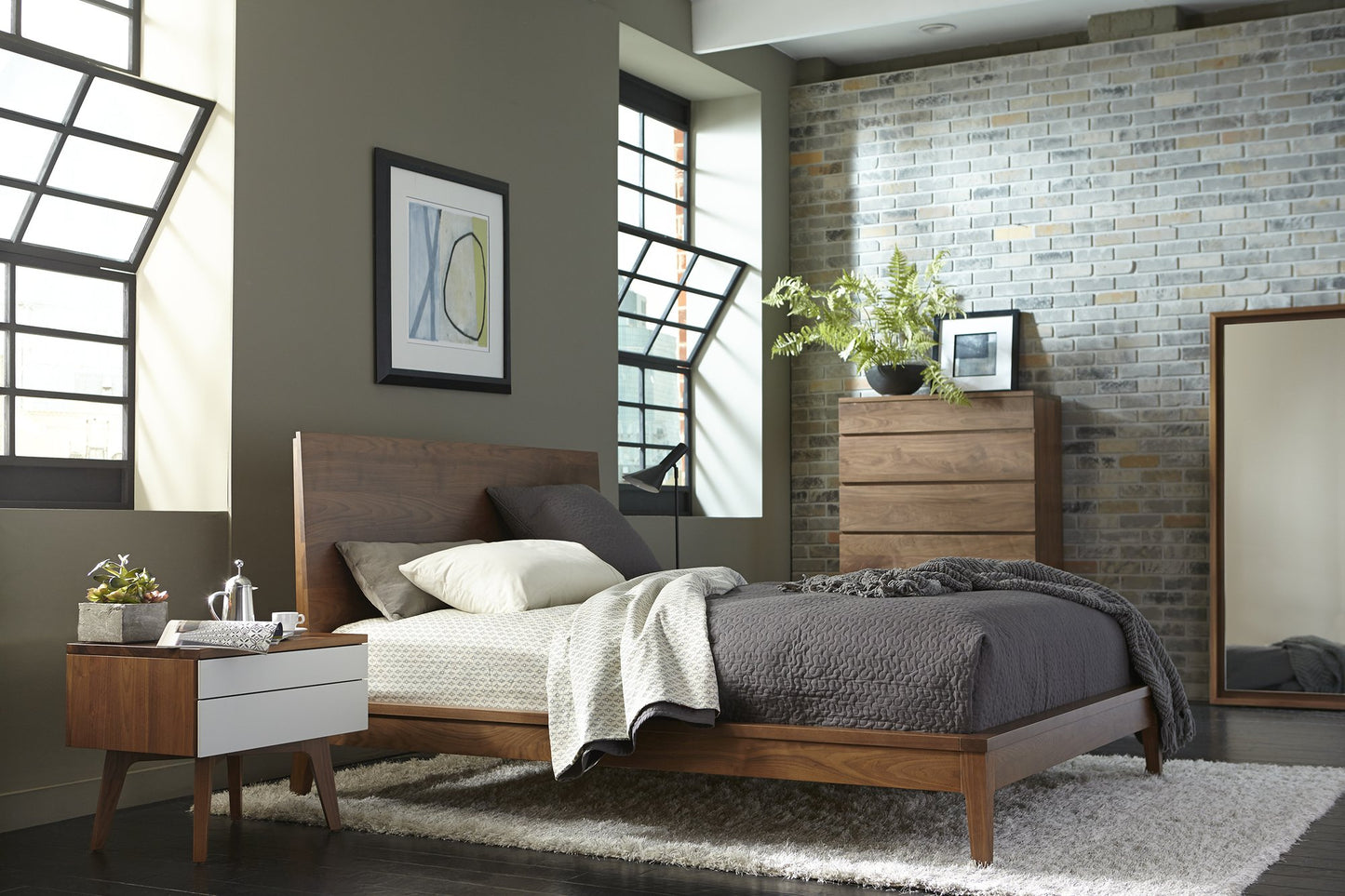 Serra Platform Bed