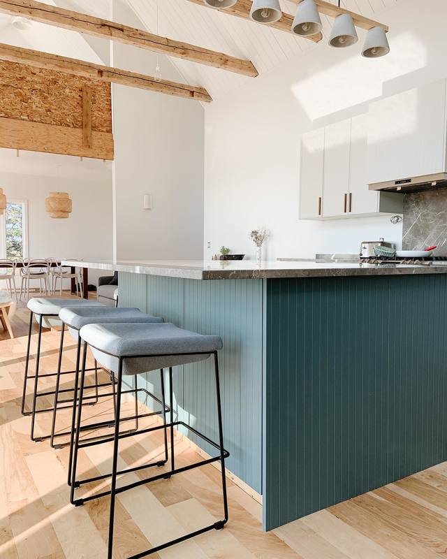 Mackenzie Counter Stool