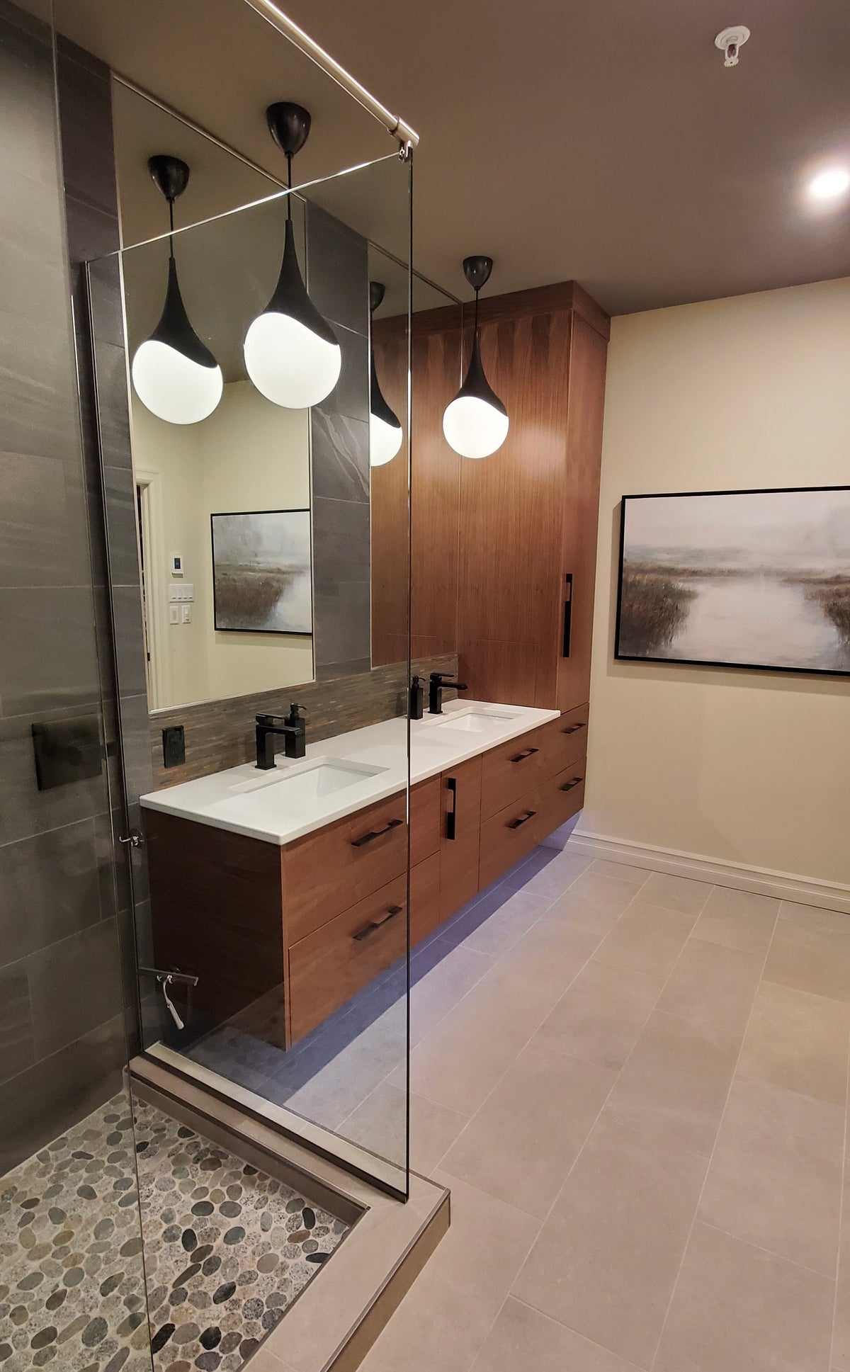 Modern Organic Ensuite