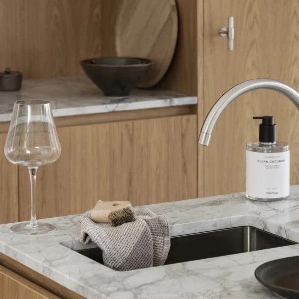 Aves Set of 4 Kitchen brushes