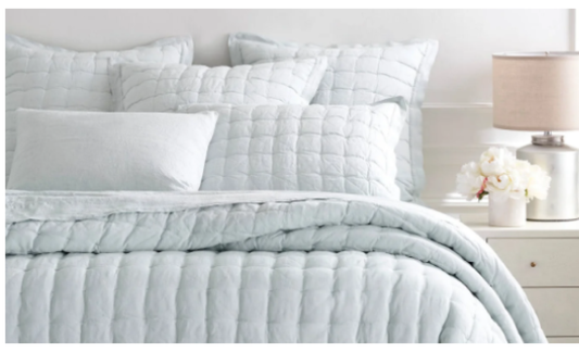 Lush Linen Puff