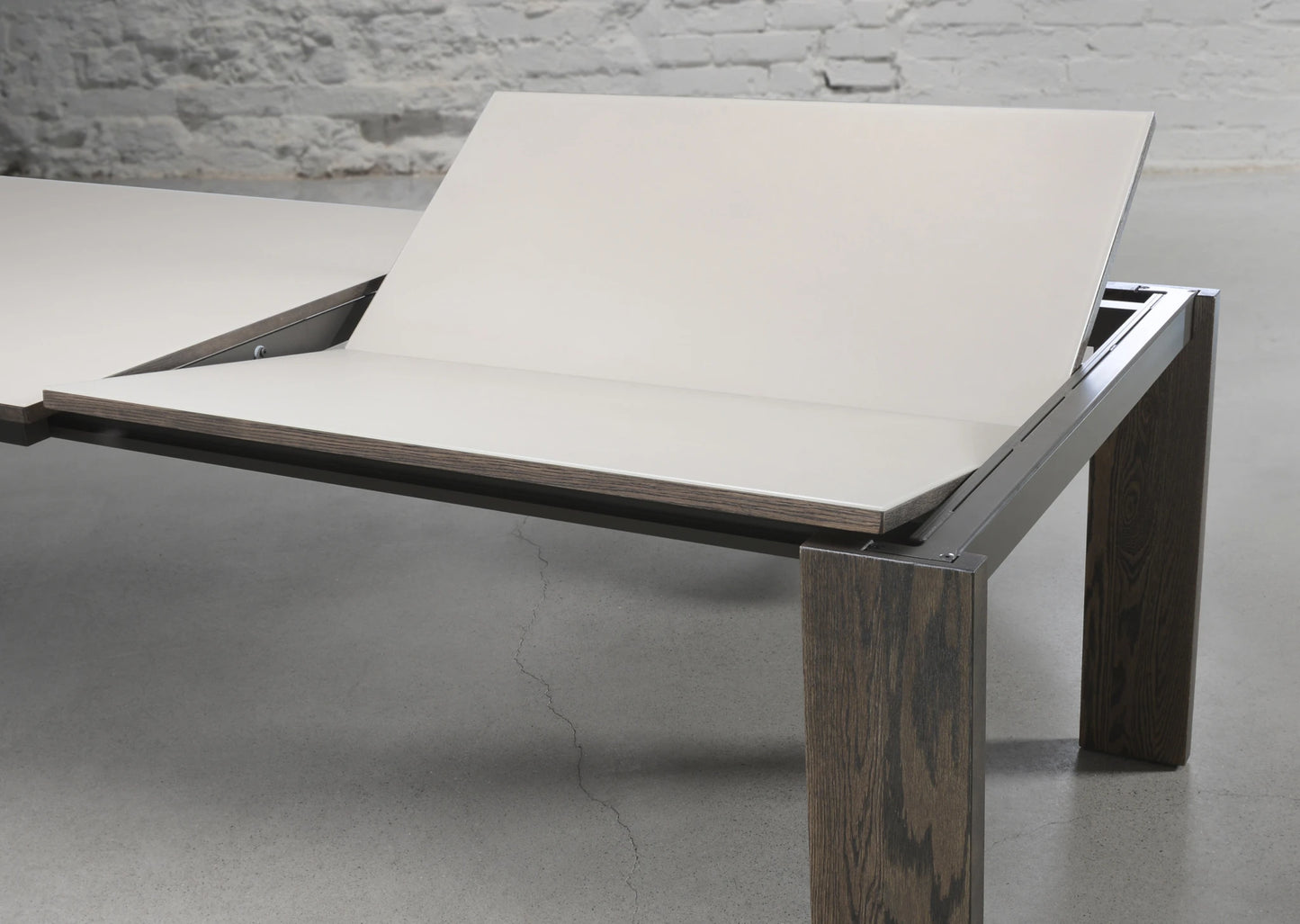 Empire Extendable Dining Table