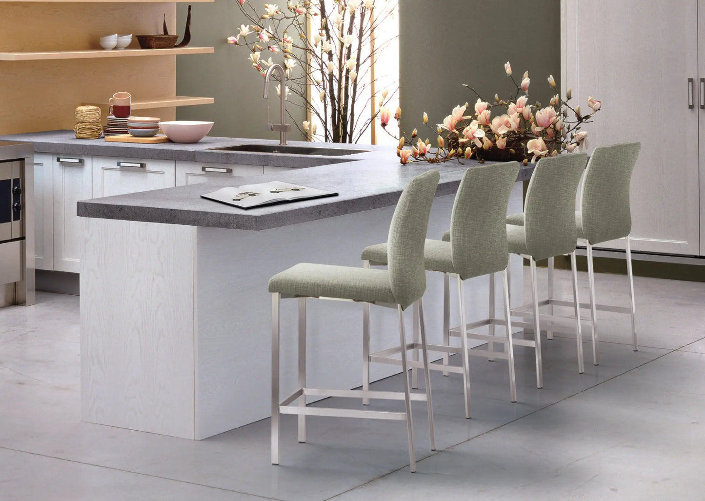 Mancini Stool