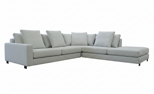 Ampio Sectional
