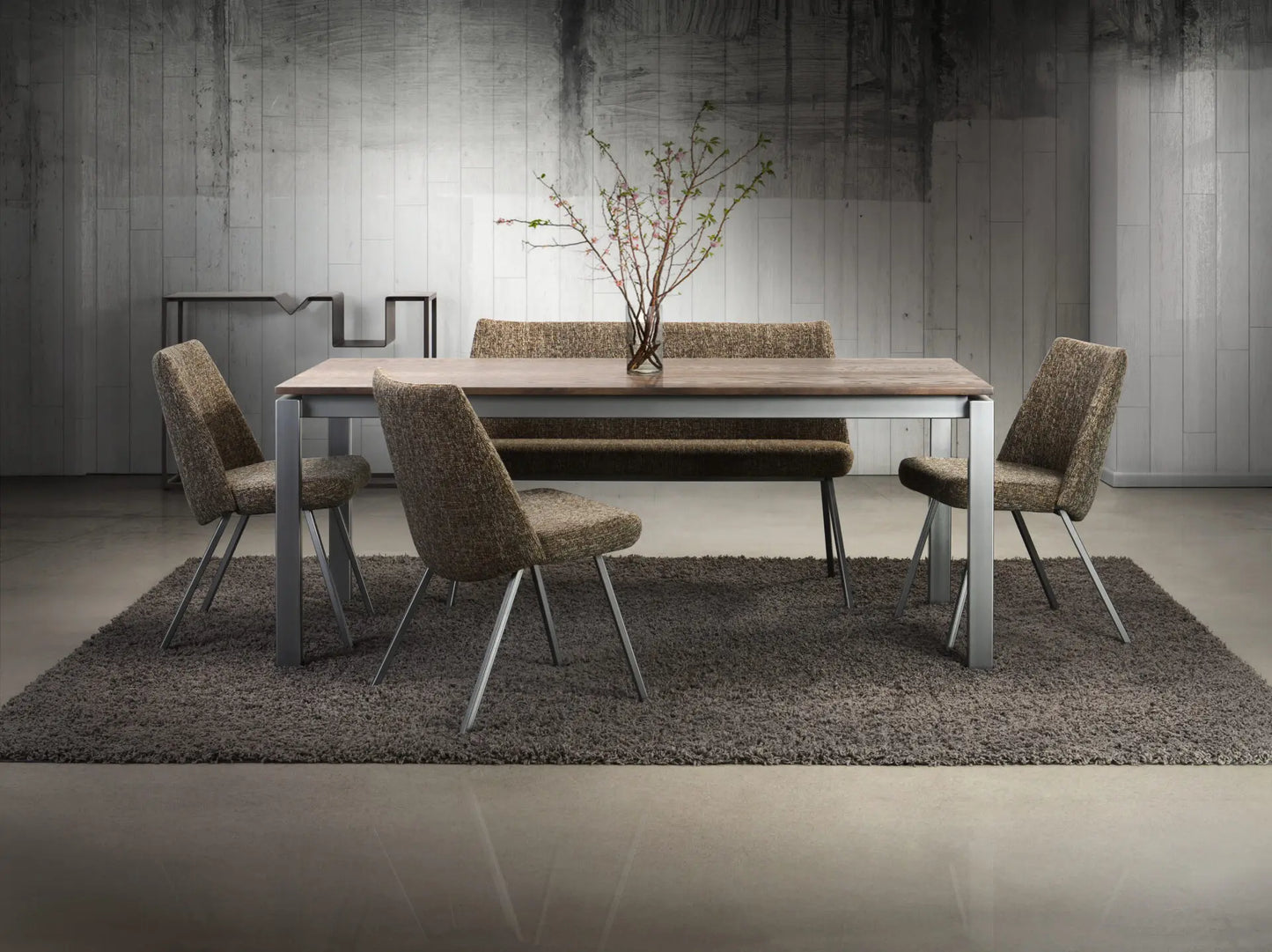 Spazio Dining Table