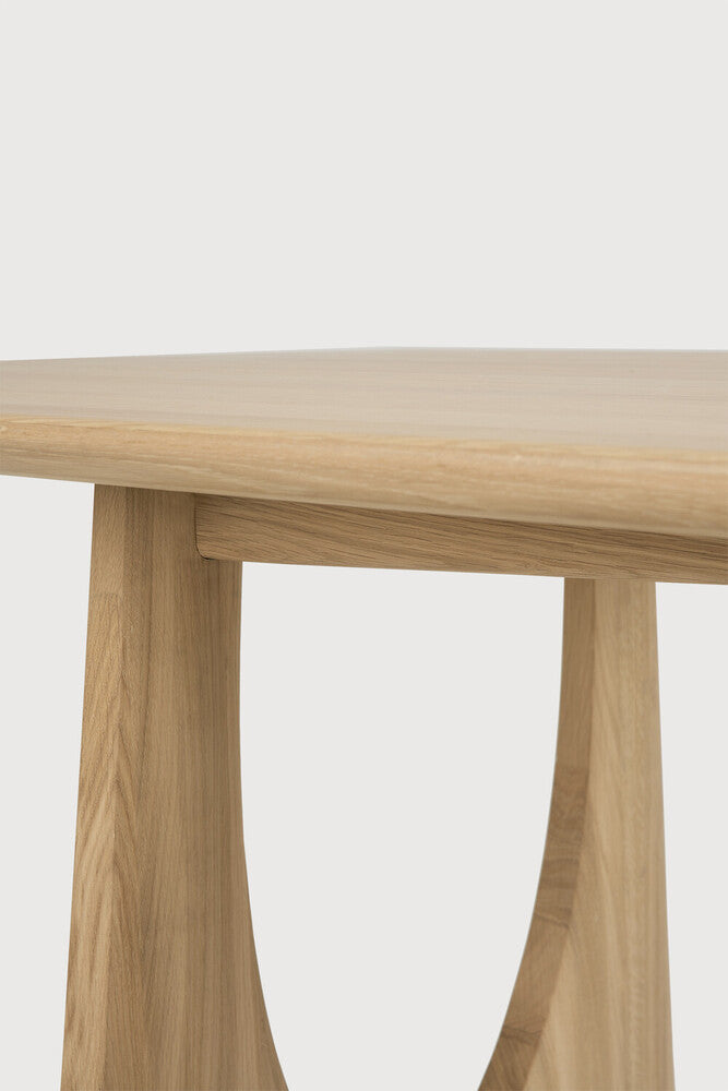 Geometric Oak dining table