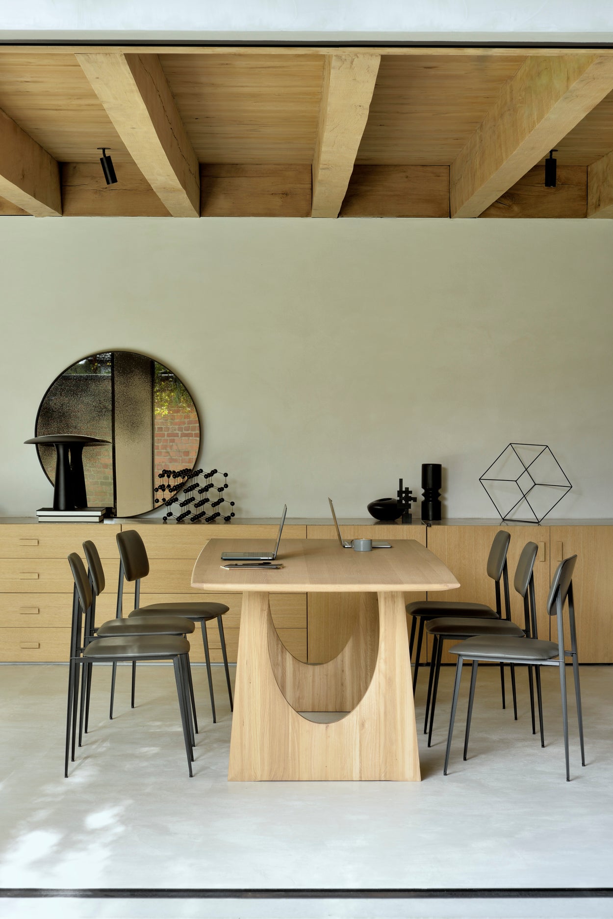 Geometric Oak dining table