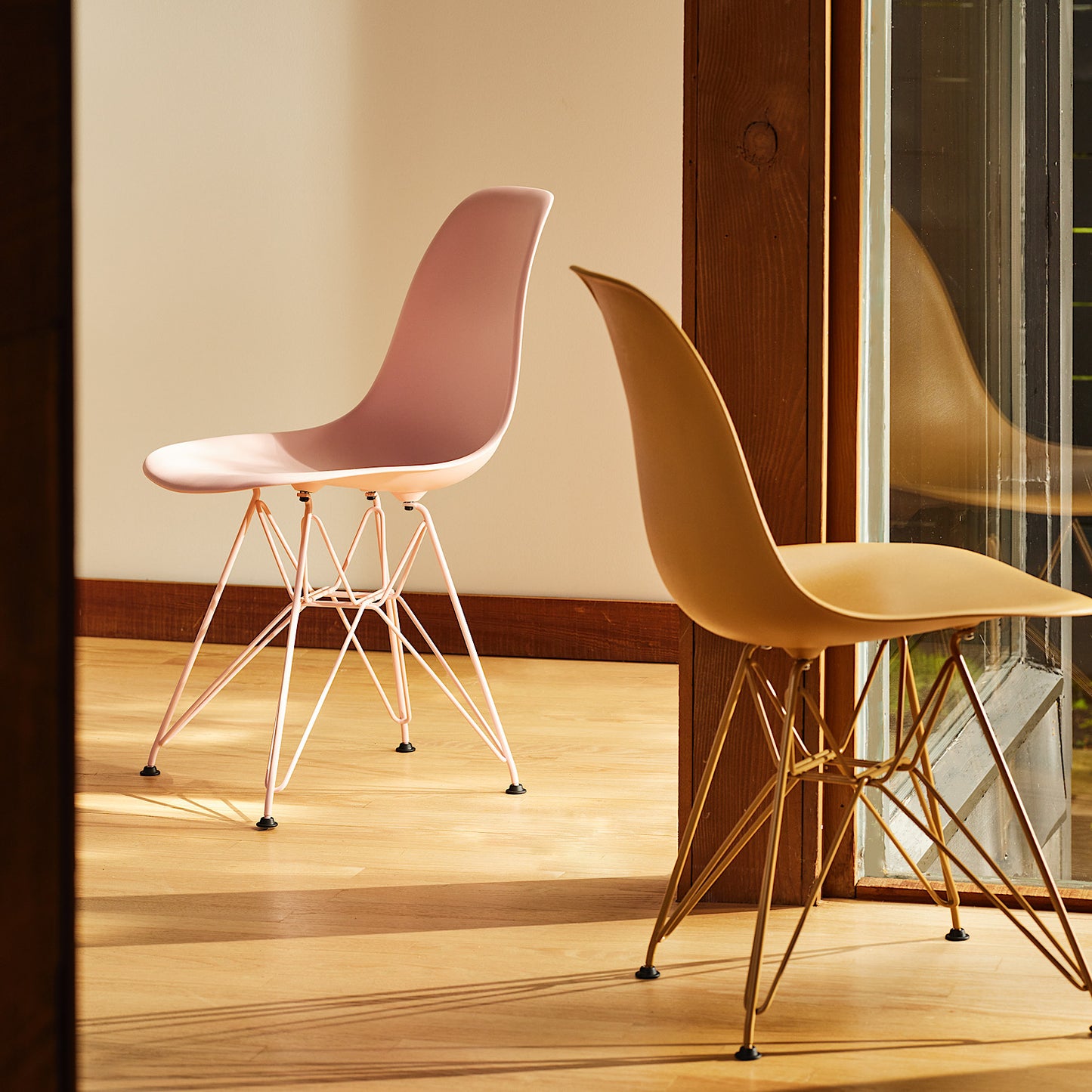 Herman Miller x HAY Eames Molded Plastic Side Chair in Toffee