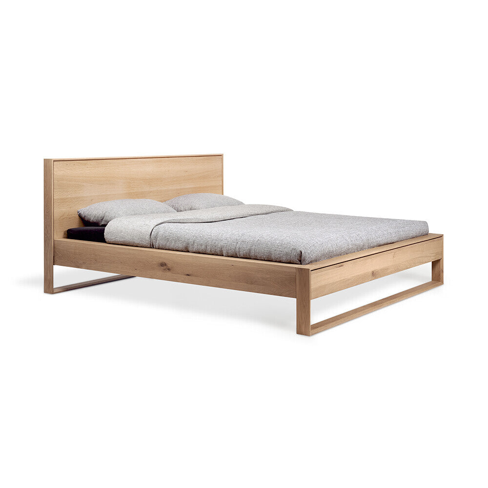 Nordic II Oak Bed